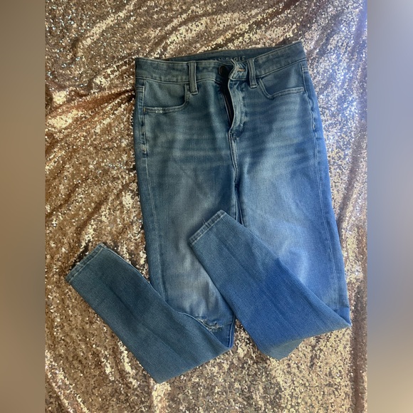 American Eagle Outfitters Ripped Skinny Jeans 2 Short - Picture 2 of 7